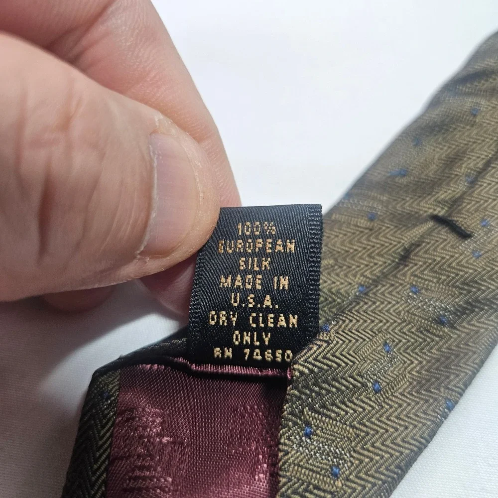 Audrey Buckner Men's 100% European‎ Silk Tie Gold Herringbone Pattern